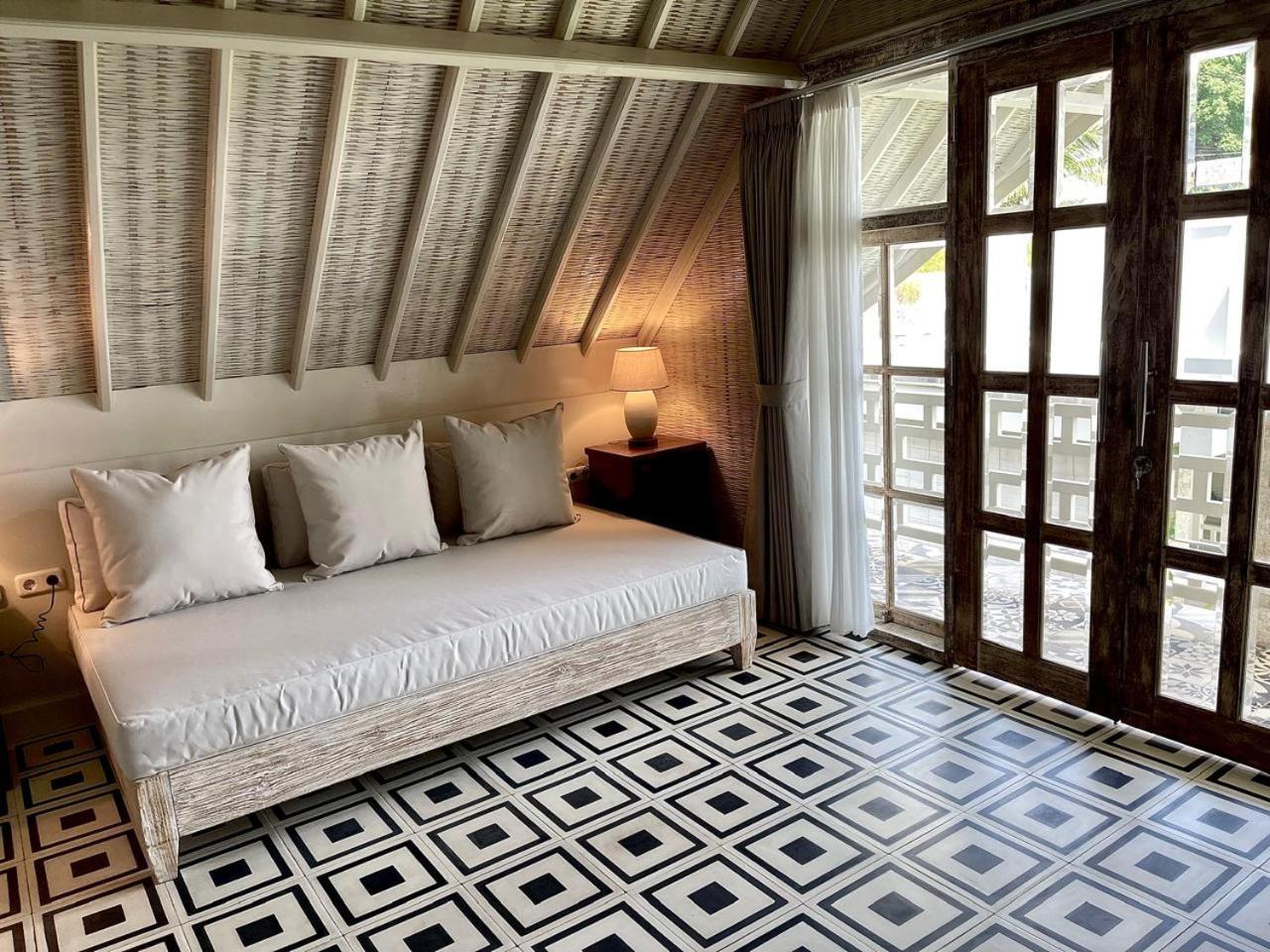 Dhauteya Villa Ambat Ngoại thất bức ảnh